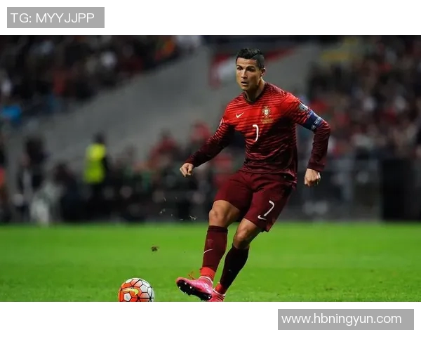 强度大的足球明星如何在赛场上展现超凡实力与魅力