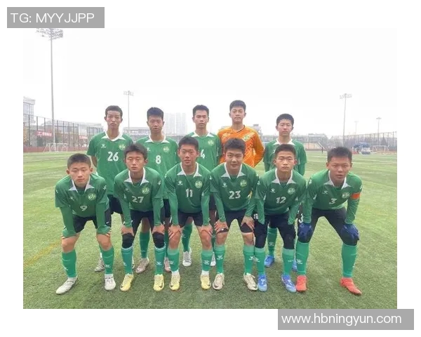 广州足球队荣登足球状态排行榜第五名展现强劲实力与潜力 广州足球队荣登足球状态排行榜第五名展现强劲实力与潜力