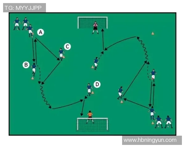 足球明星射门技巧揭秘如何精准打入对方球门的秘诀与训练方法 足球明星射门技巧揭秘如何精准打入对方球门的秘诀与训练方法