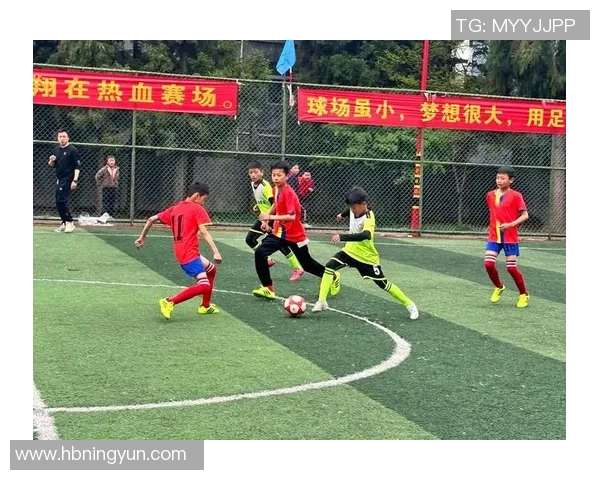 足球明星聚餐精彩瞬间视频分享让你领略他们的饮食风采与生活乐趣 足球明星聚餐精彩瞬间视频分享让你领略他们的饮食风采与生活乐趣